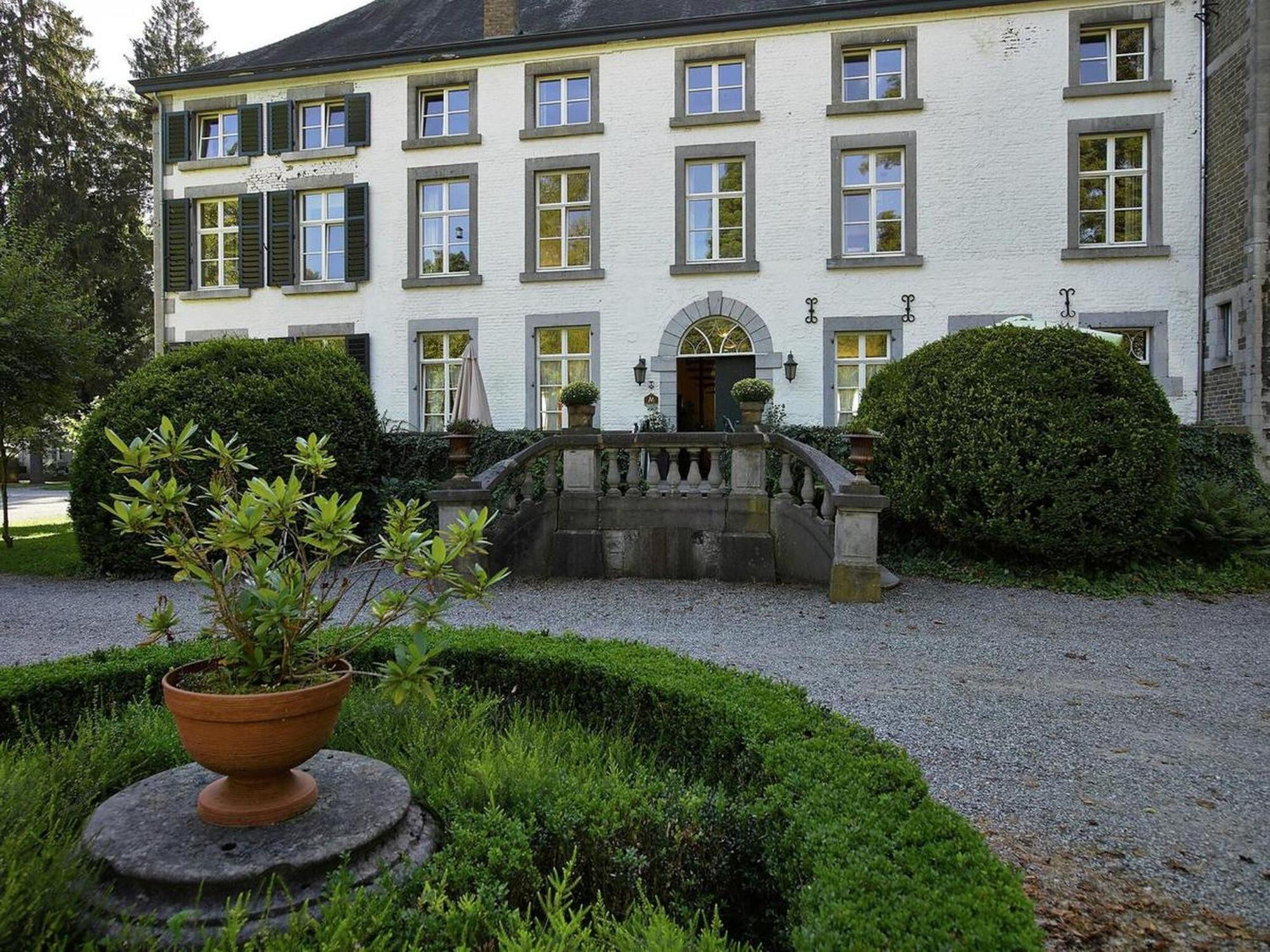 Stationed Between Spa And Liege Apartment In Aywaille Esterno foto